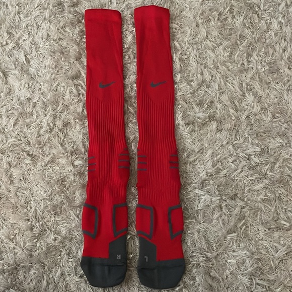 NWOT Nike Men’s Drifit Extra Tall Socks - Size Medium - Picture 2 of 3